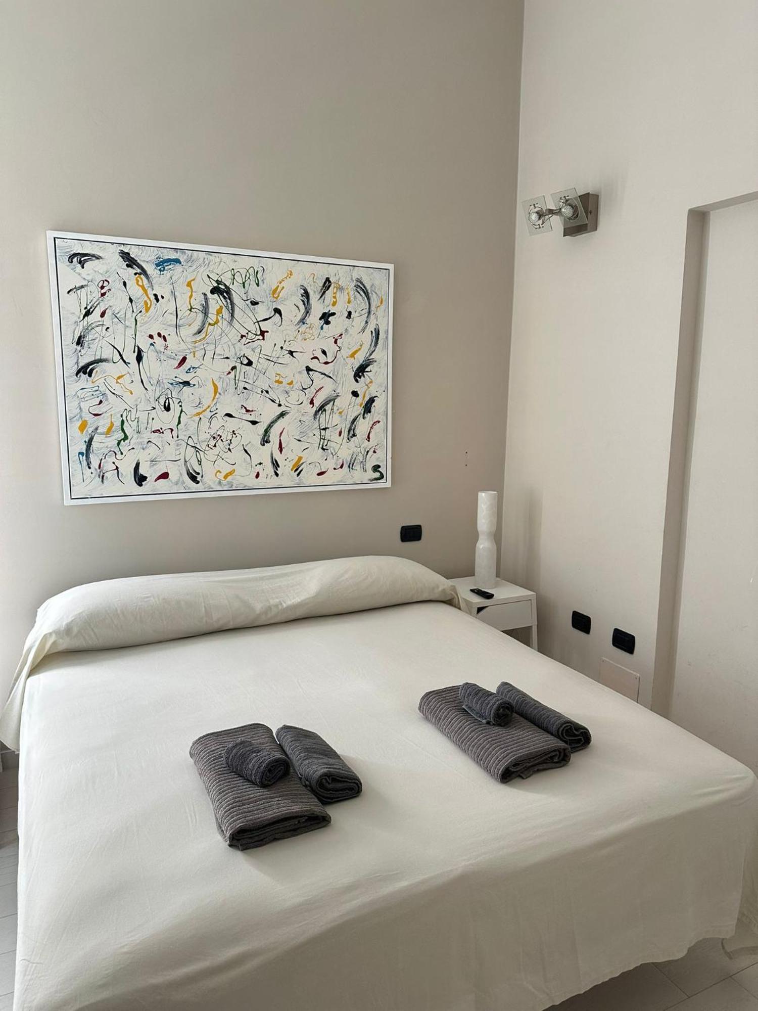Le suites MaOr Gaète Extérieur photo